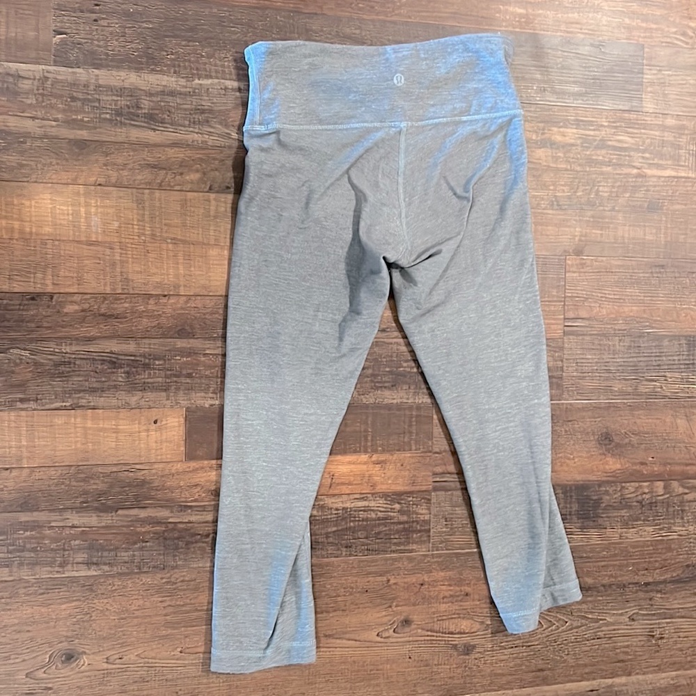 Lululemon Wunder Under Crop Leggings Size 4